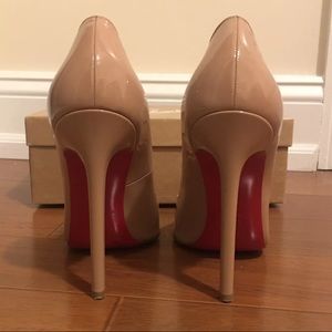 ❌ SOLD ❌Auth Christian Louboutin Pigalle 120 Nude